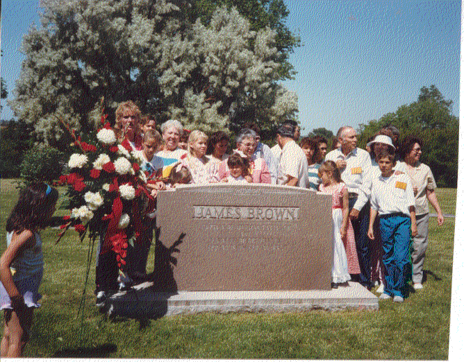 Brown Family Group at Capt. James Brown gravesite - June 1988