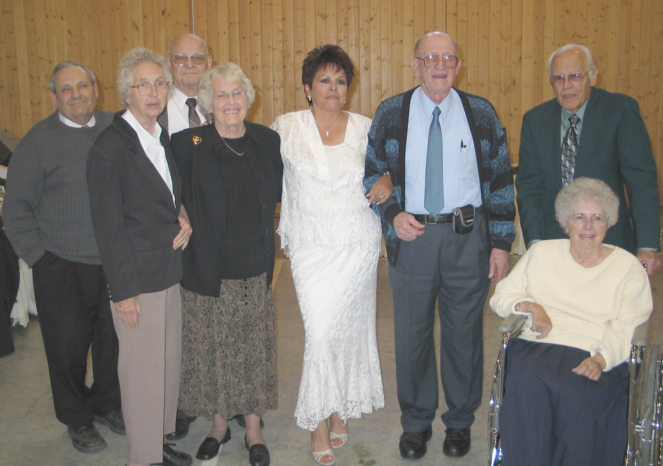 Jim Gale, Gerda &  Carl Haynie, Ramona Gale, Milly, Dan Taylor, Howard Gonzalez & wife