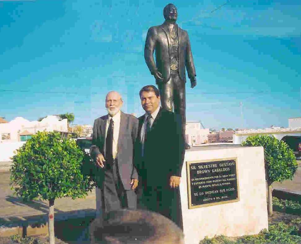 Silvestre Gustavo Brown with son, Benjamin Brown de Tarin August 4, 2003