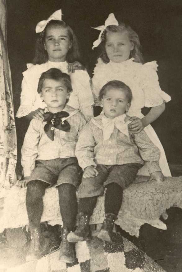 Elsie, Marguerite, Donald, and James Duncan Brown c 1906