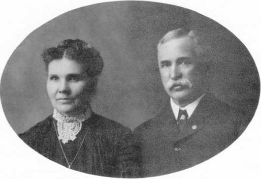 Phoebe Adelaide Brown Snyder with husband Henry Theodore Snyder c1895