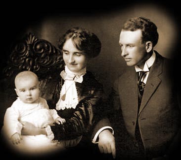 Cleon Ckousen 1913 with parents, Margarita and Royal Pratt Skousen