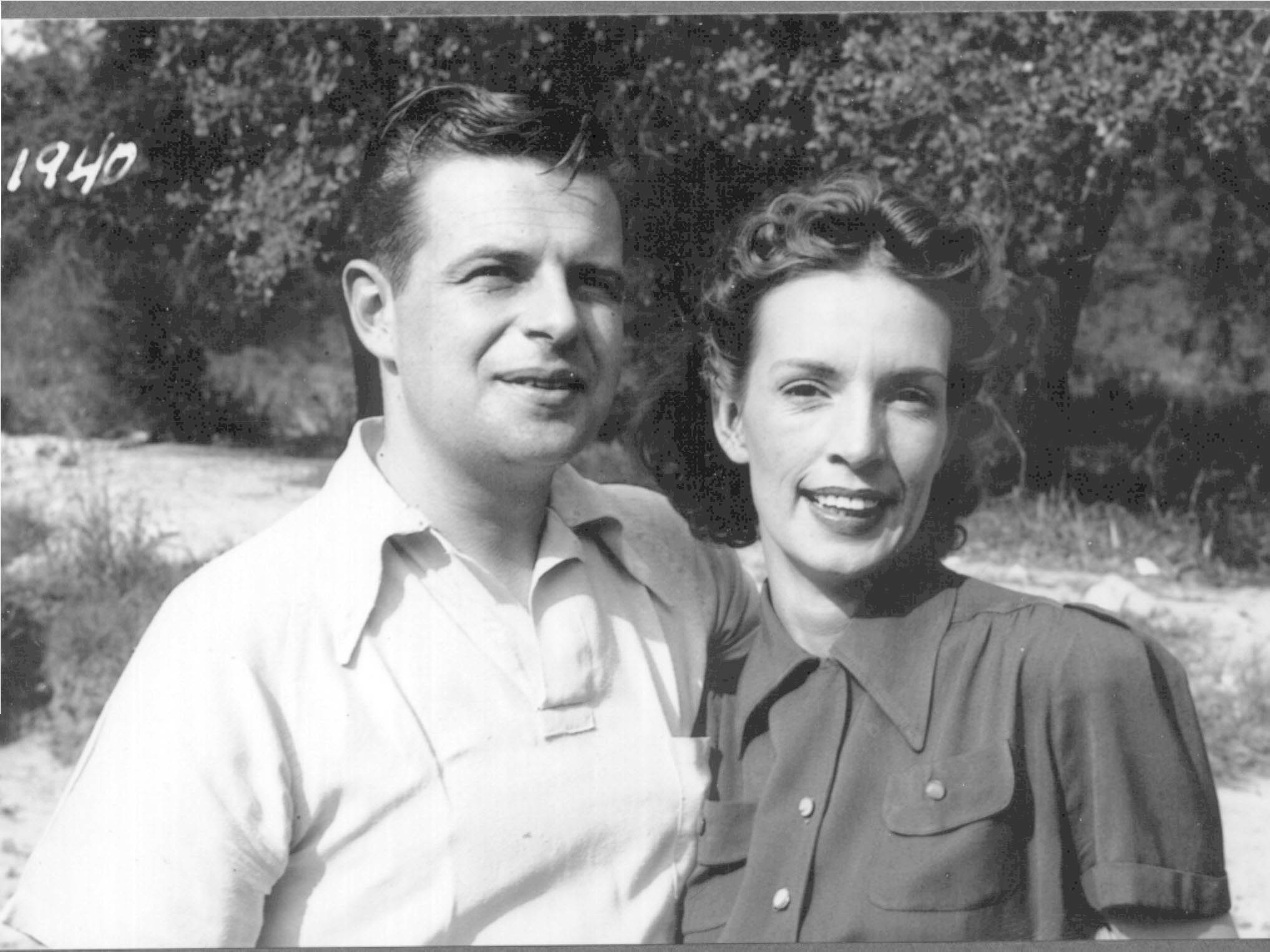 Glenn Eugene Murphy and wife, Ila May Draper Murphy, in 1940